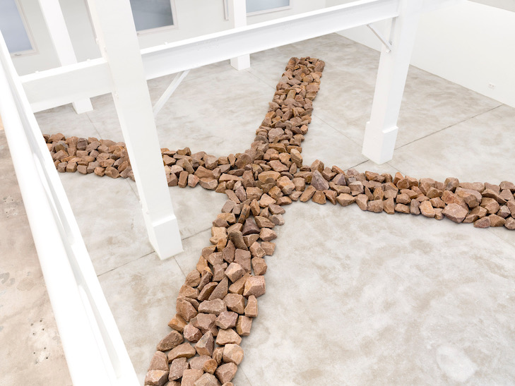 SPECIAL 9 aficionados reveal their favourite shows at Gallery Weekend Berlin 2019 3 Richard Long, “Granite Crossing”, 2019 // Courtesy: the artist & Konrad Fischer Galerie // Photo: Roman März